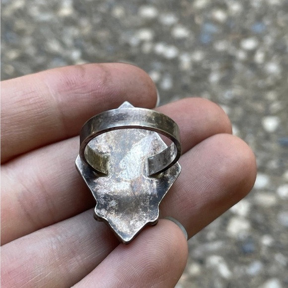 Handmade Turquoise Ring - Picture 4 of 4